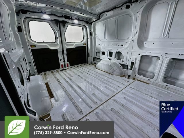Certified 2017 Ford Transit 150 130 Low Roof RWD image 28