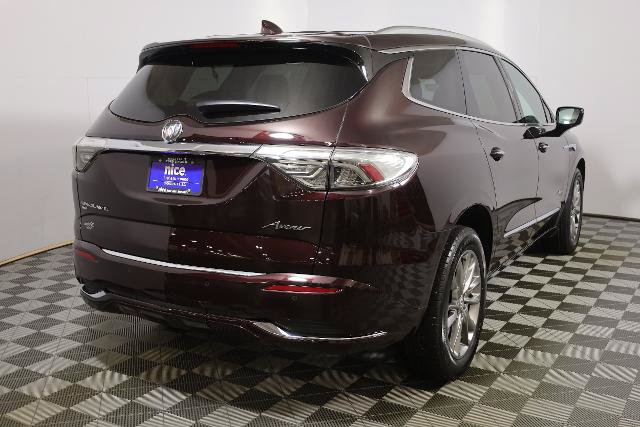 Used 2023 Buick Enclave Avenir w/ Avenir Technology Package AWD/4WD image 6