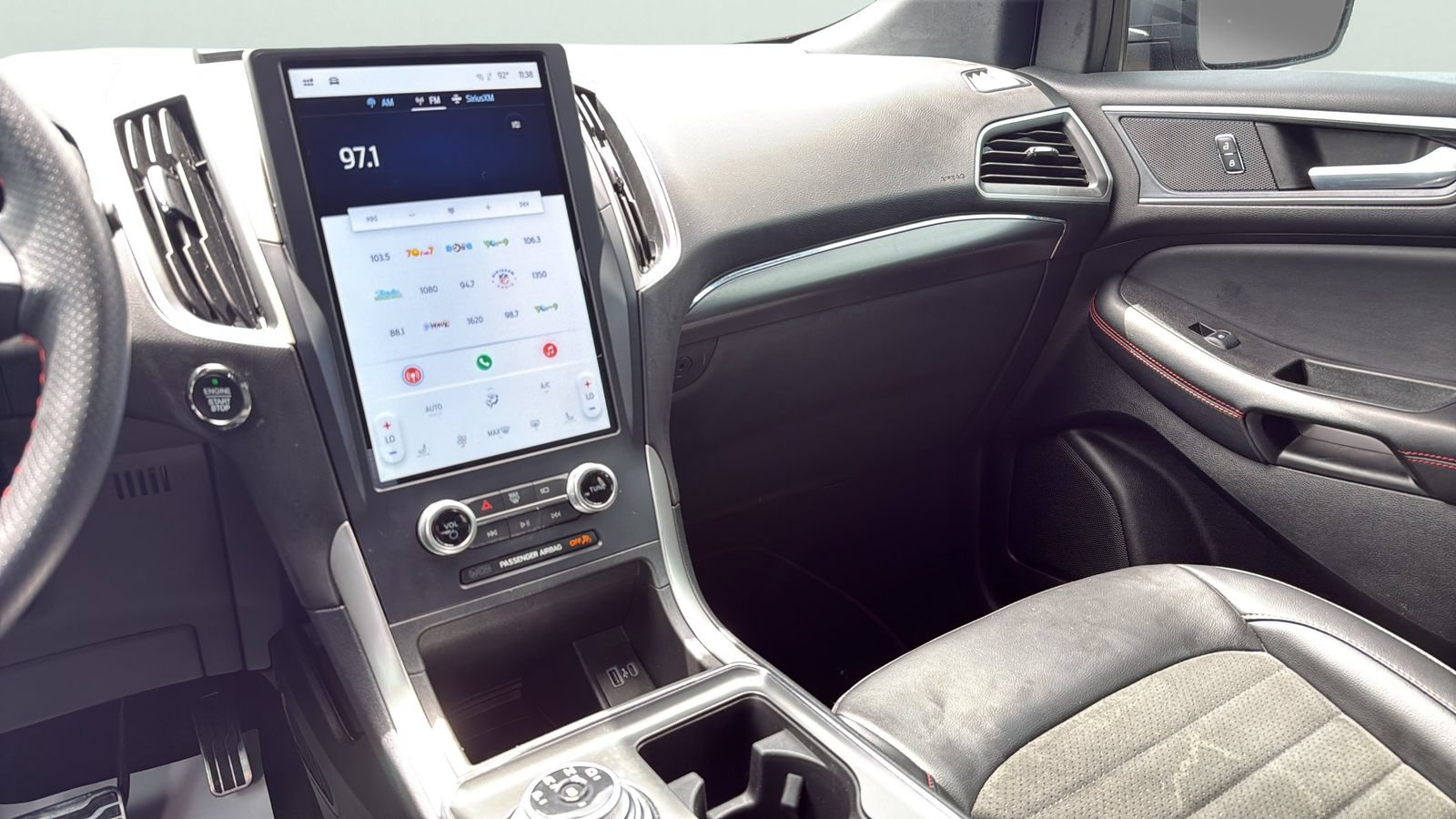 Certified 2023 Ford Edge ST-Line AWD/4WD image 15
