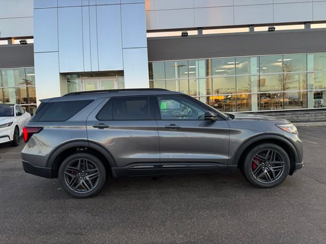 Certified 2025 Ford Explorer ST image 2