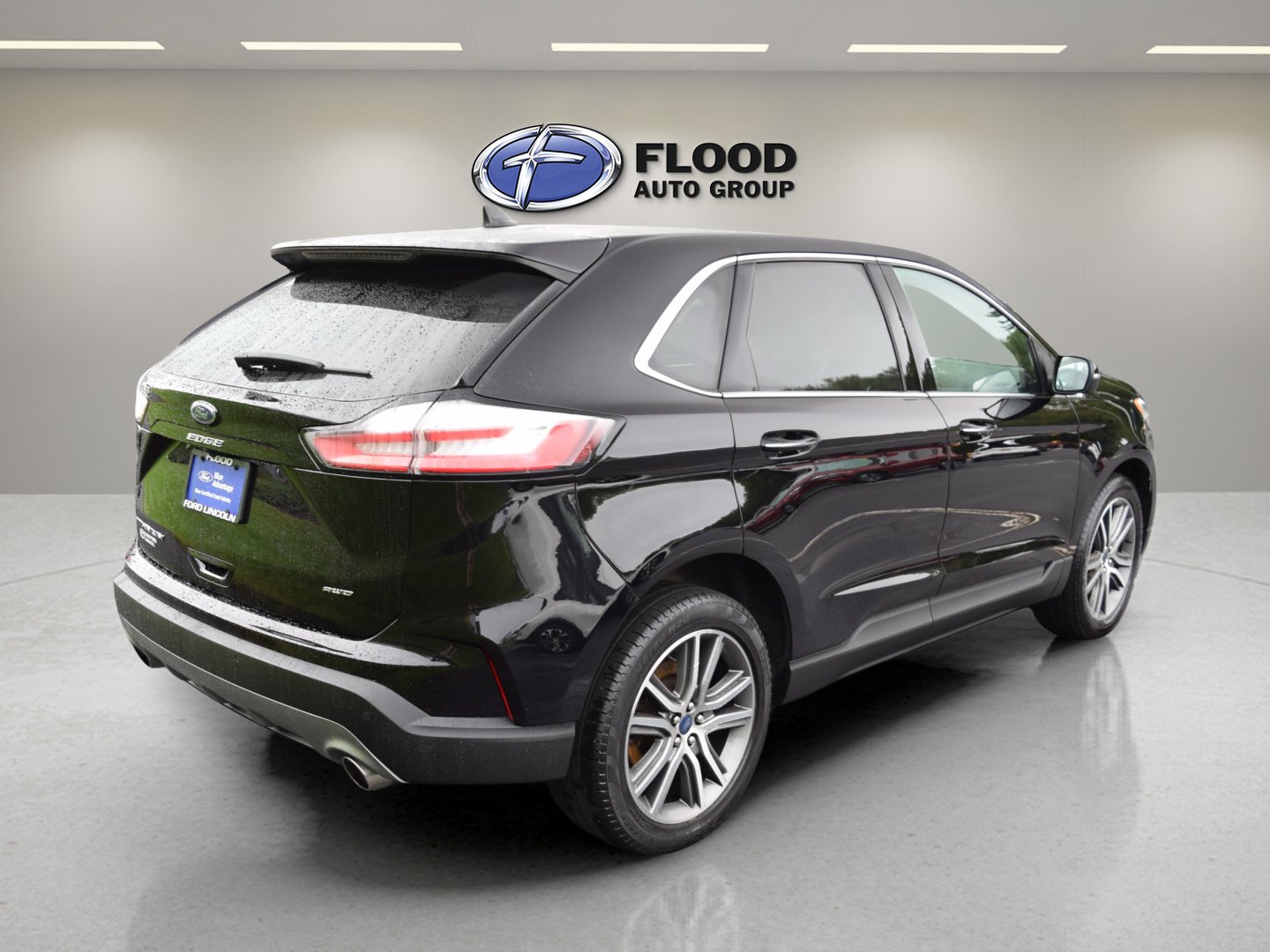 Certified 2022 Ford Edge Titanium AWD/4WD image 4