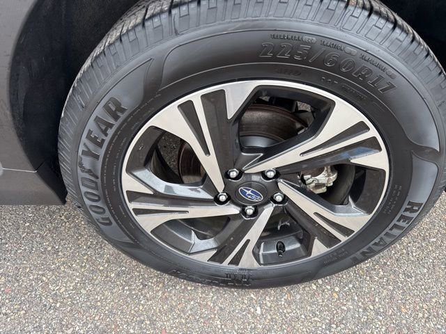 Used 2024 Subaru Crosstrek 2.0i Premium AWD/4WD image 11