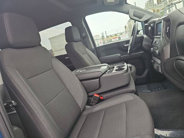 Used 2025 Chevrolet Silverado 2500 Custom w/ Custom Value Package AWD/4WD image 10