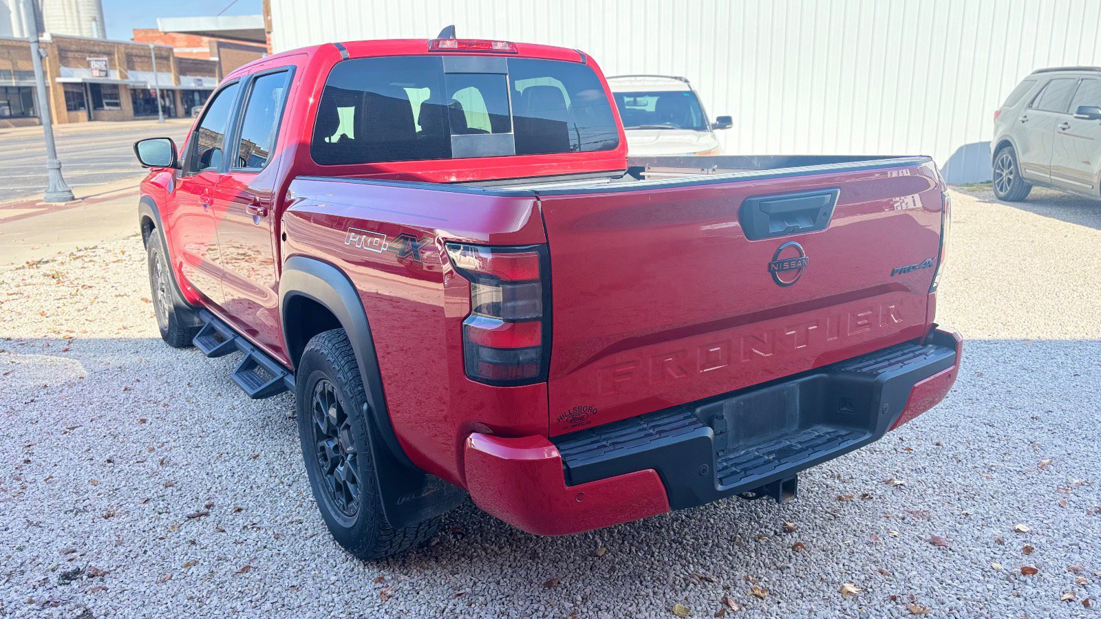 Used 2023 Nissan Frontier PRO-4X w/ Pro-4X Premium Package image 3