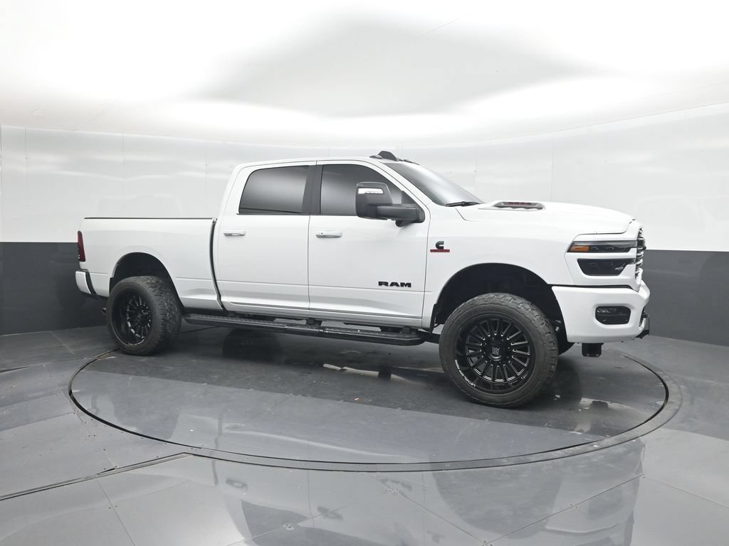 Used 2025 RAM 2500 Laramie AWD/4WD image 11