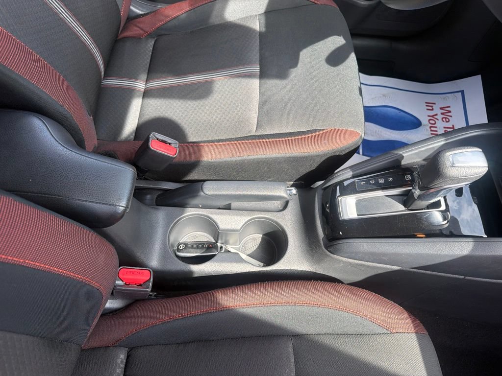 Used 2024 Nissan Versa SR FWD image 42