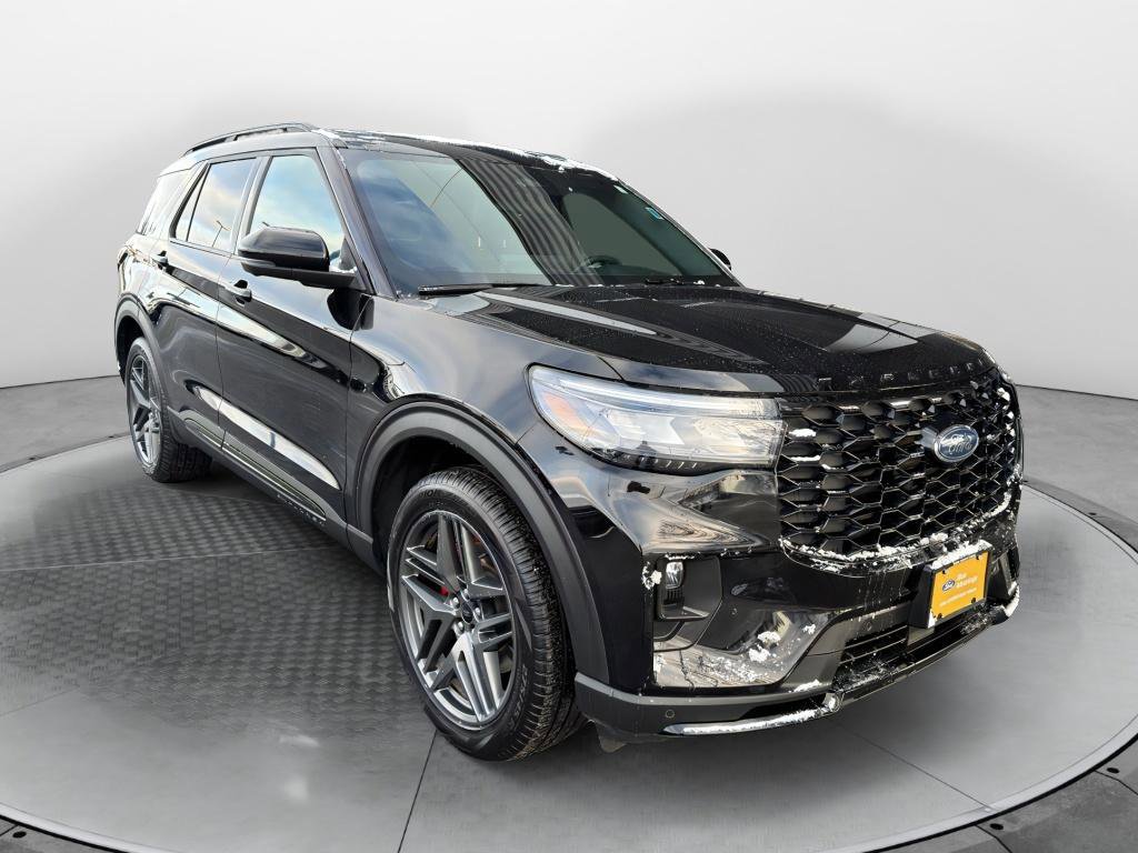 Certified 2025 Ford Explorer ST-Line w/ ST-Line Street Pack image 6