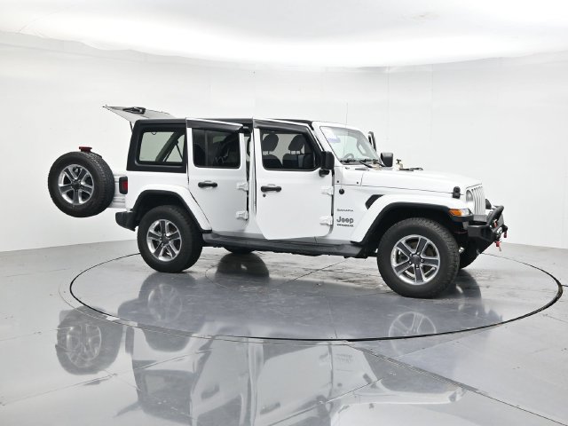 Used 2018 Jeep Wrangler Unlimited Sahara AWD/4WD image 46