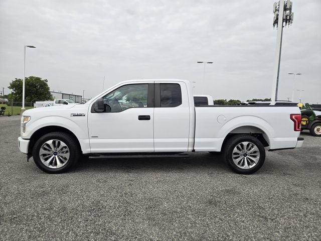 Certified 2017 Ford F150 XL w/ Equipment Group 101A Mid RWD image 4