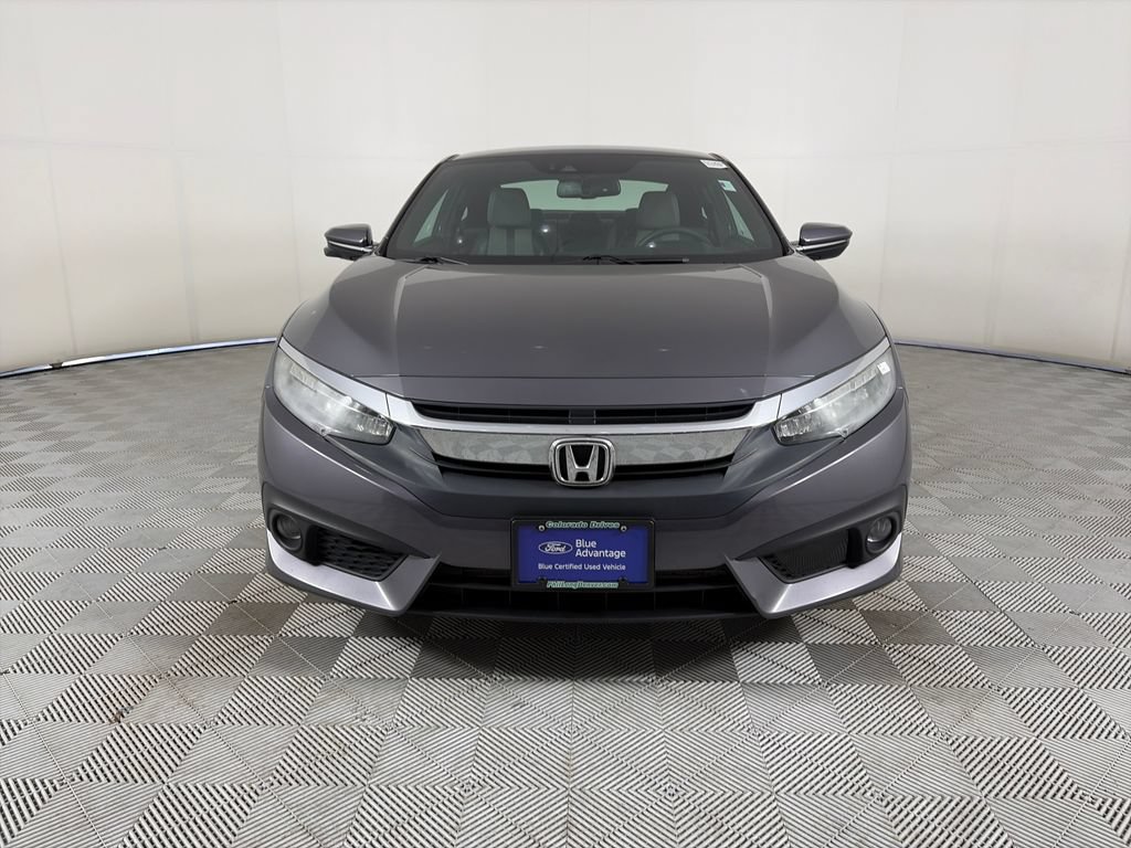 Used 2017 Honda Civic Touring image 2