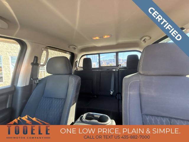 Used 2018 Nissan Titan SV w/ SV Convenience Package AWD/4WD image 21