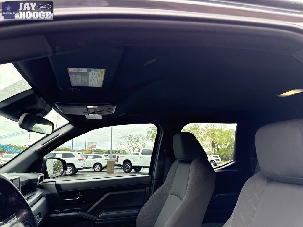 Used 2025 Toyota Tacoma SR image 23