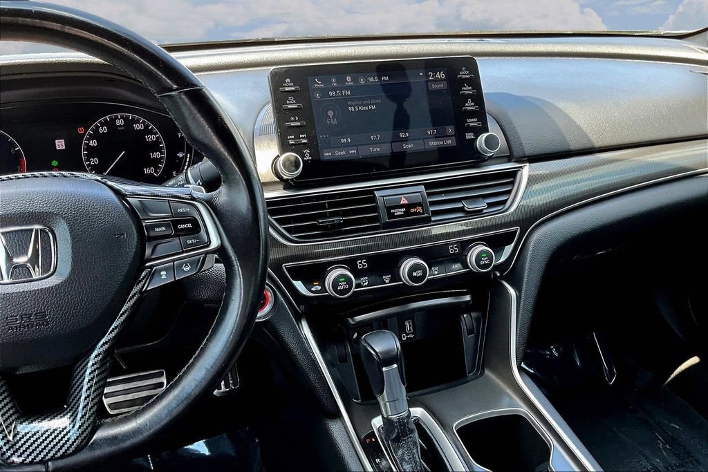 Used 2019 Honda Accord Sport image 11