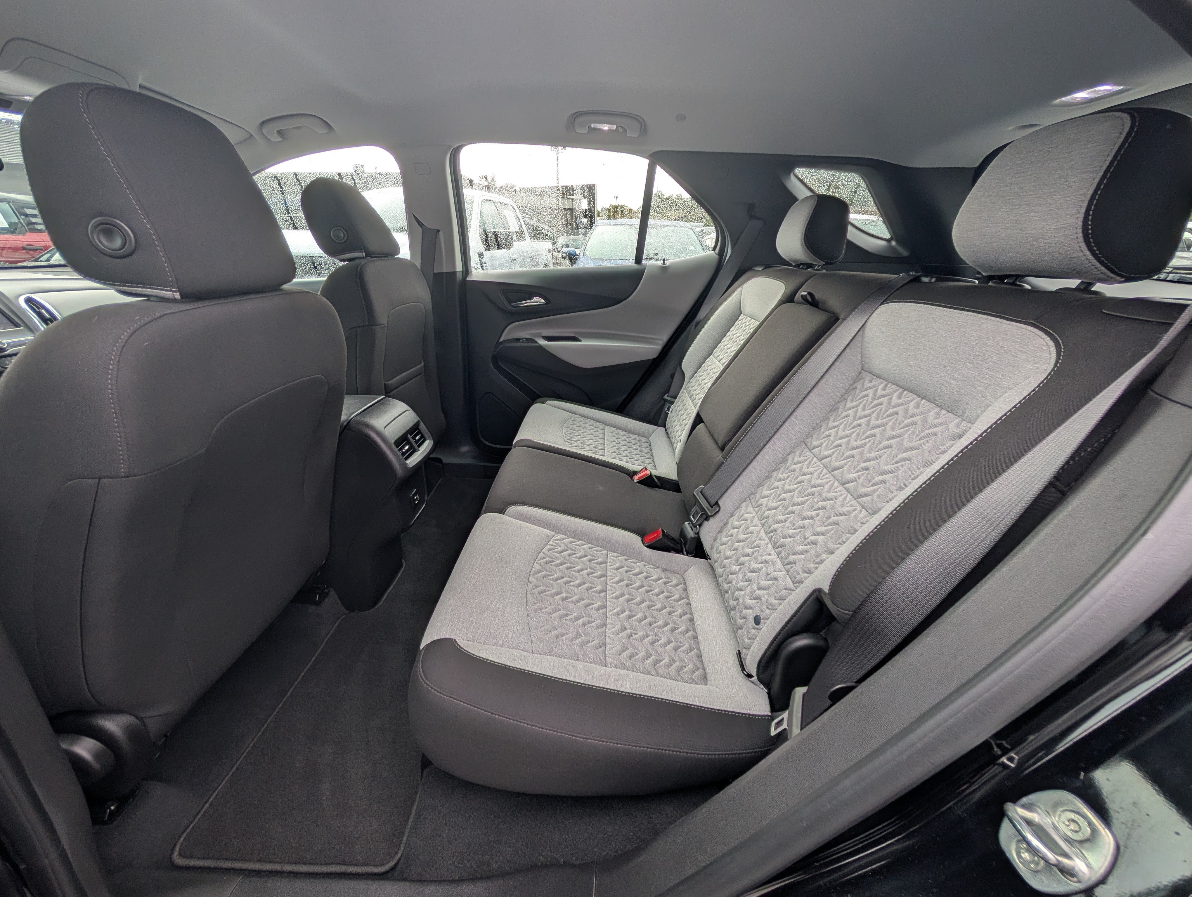 Used 2023 Chevrolet Equinox LS FWD image 14