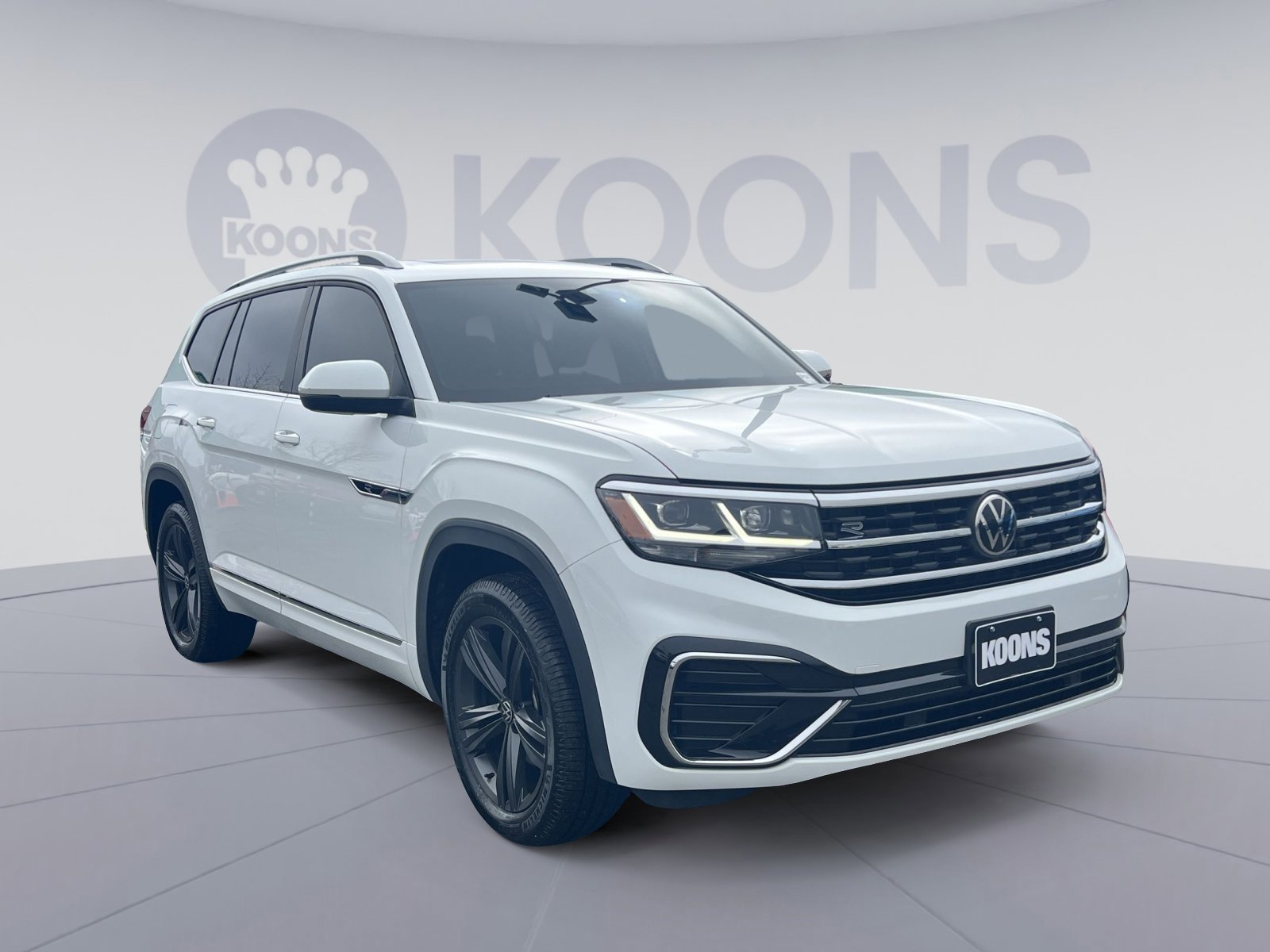 Used 2022 Volkswagen Atlas SEL R-Line image 7