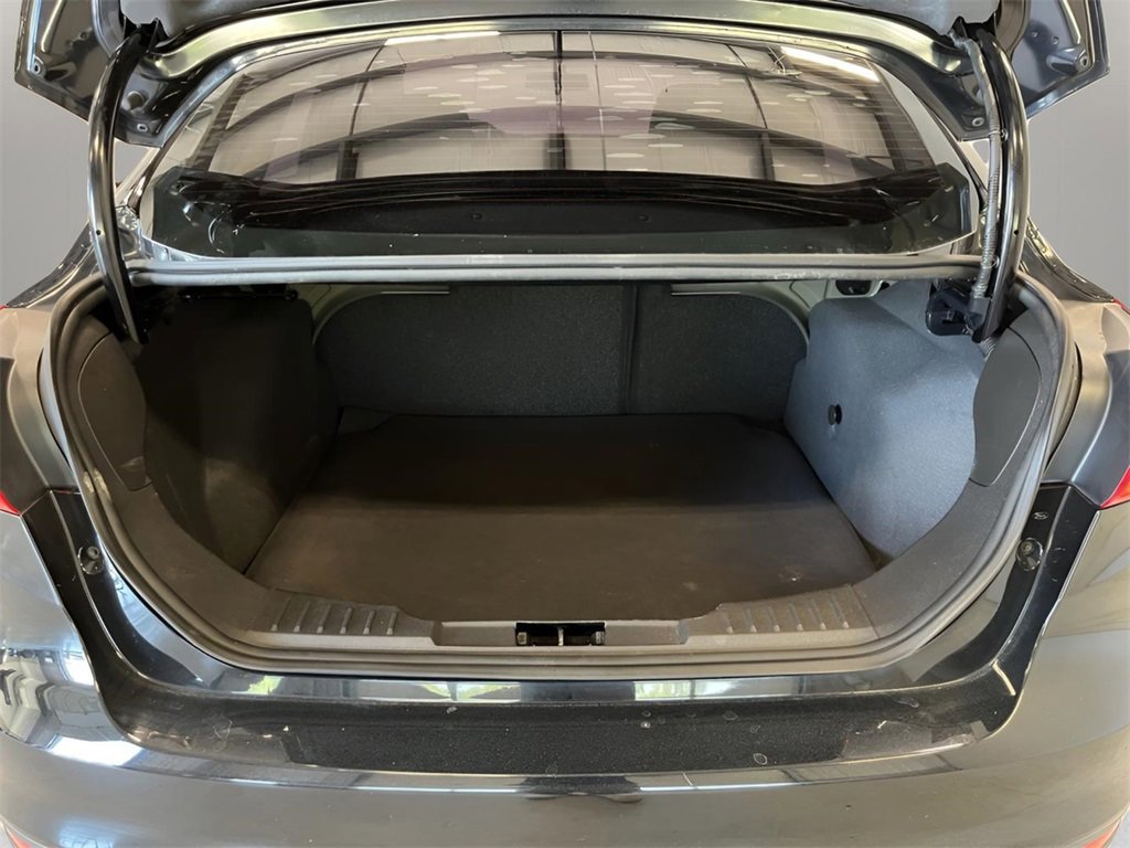 Certified 2018 Ford Focus SE image 13