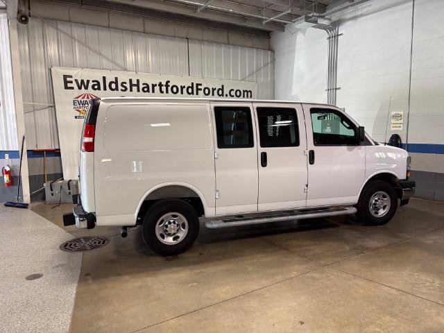 Used 2025 Chevrolet Express 2500 w/ Driver Convenience Package RWD image 11