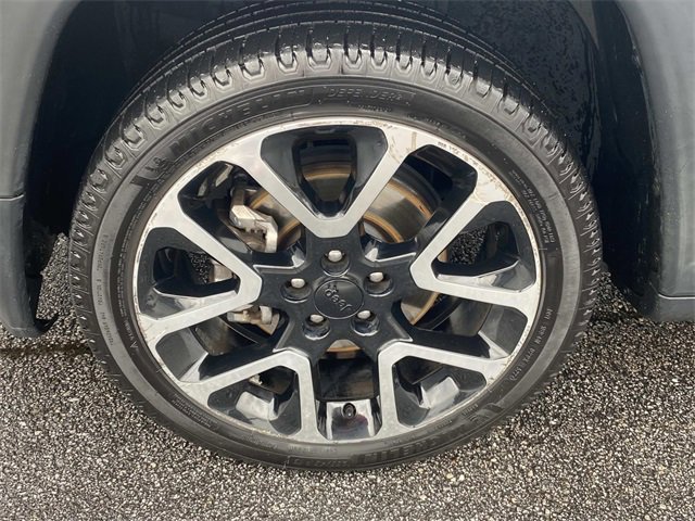 Used 2018 Jeep Compass Limited w/ Navigation Group image 12