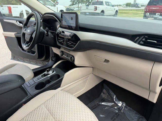 Certified 2020 Ford Escape SE AWD/4WD image 32