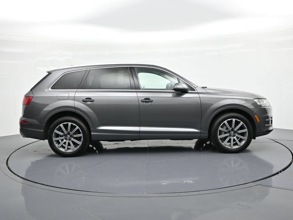 Used 2019 Audi Q7 3.0T Premium AWD/4WD image 5