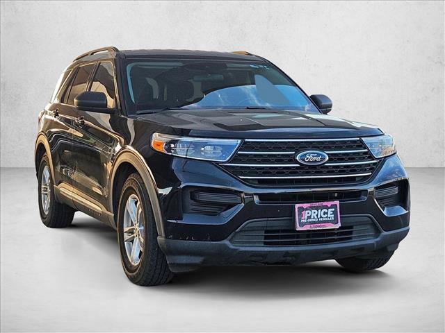 Certified 2023 Ford Explorer XLT RWD image 3