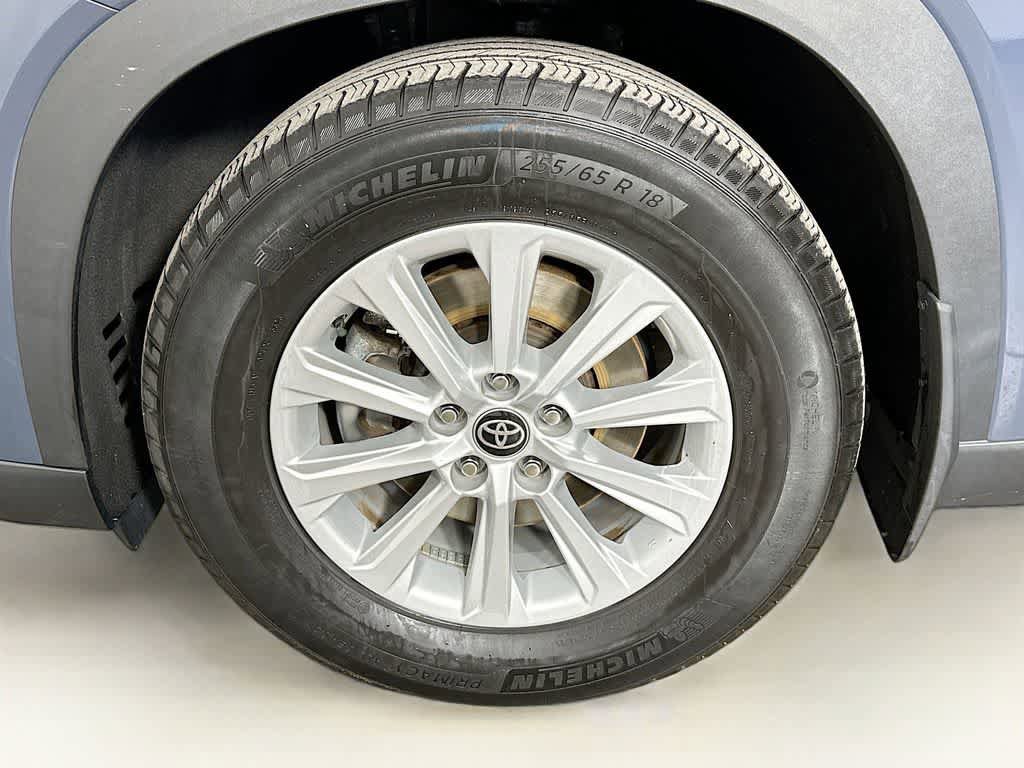 Used 2024 Toyota Grand Highlander AWD image 8