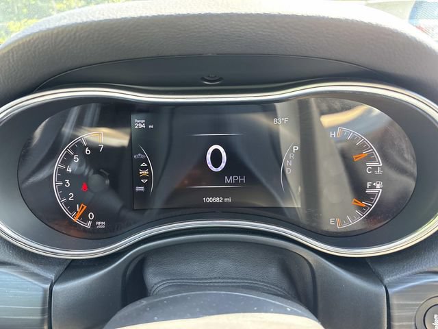 Used 2021 Jeep Grand Cherokee Laredo X RWD image 36