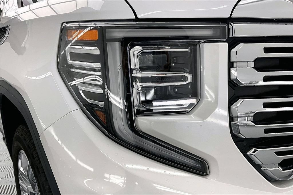 Used 2024 GMC Sierra 1500 Denali w/ Denali Reserve Package AWD/4WD image 30