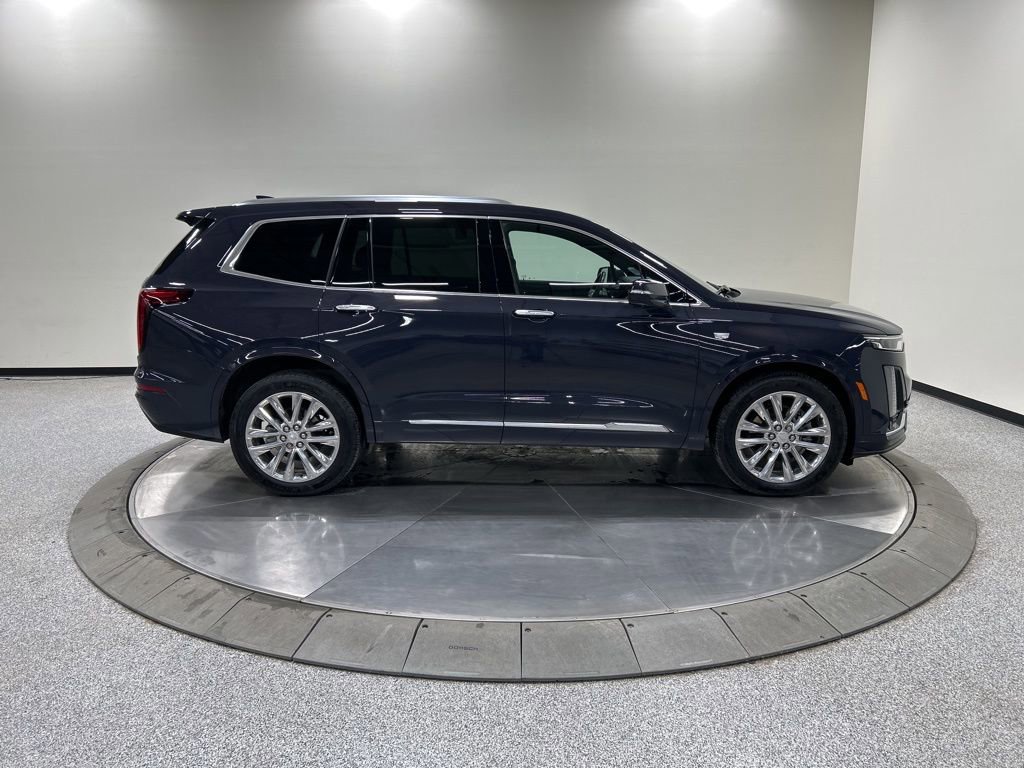 Used 2024 Cadillac XT6 Premium Luxury w/ Technology Package image 6