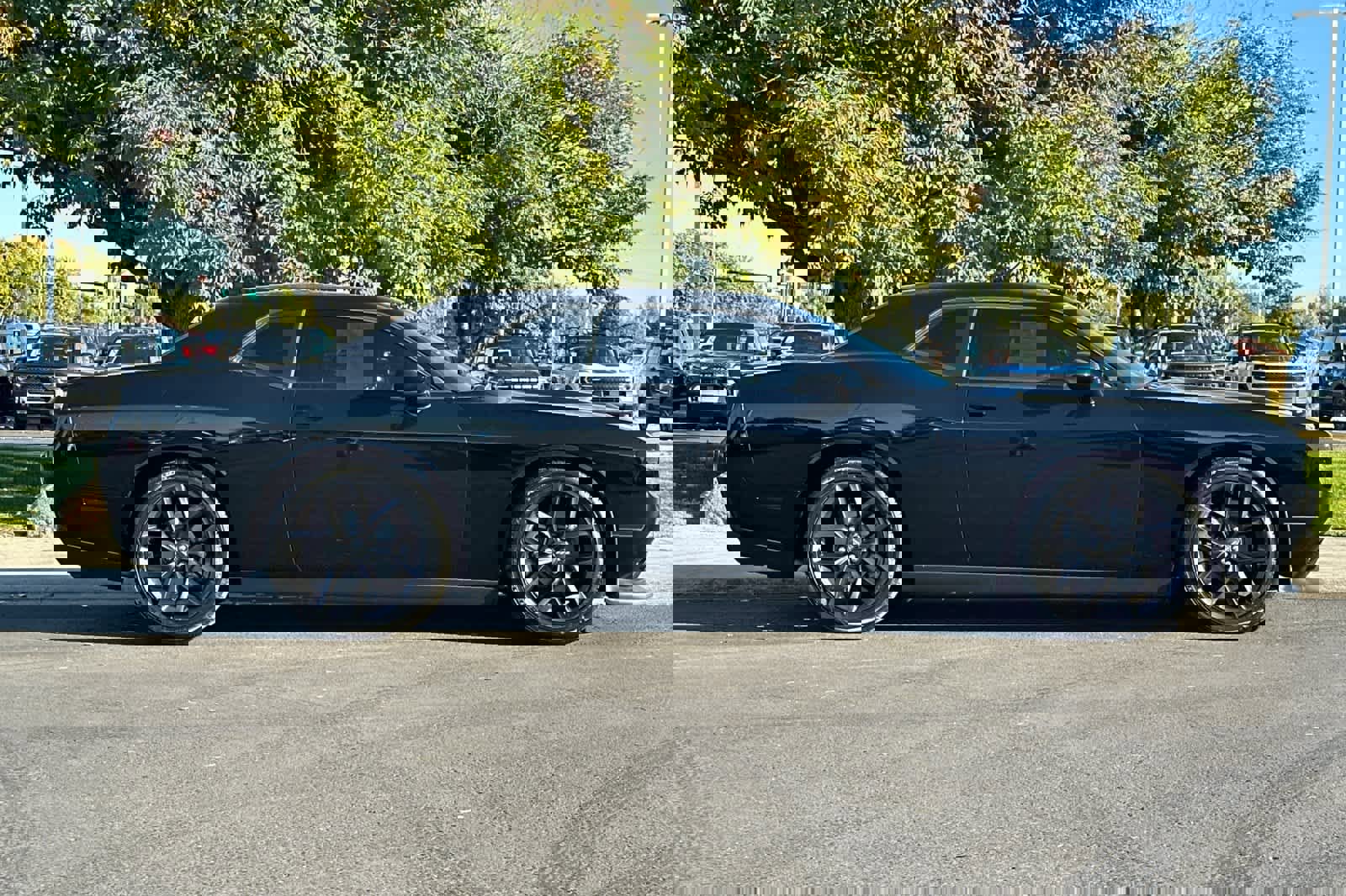 Used 2023 Dodge Challenger GT w/ Plus Package image 6