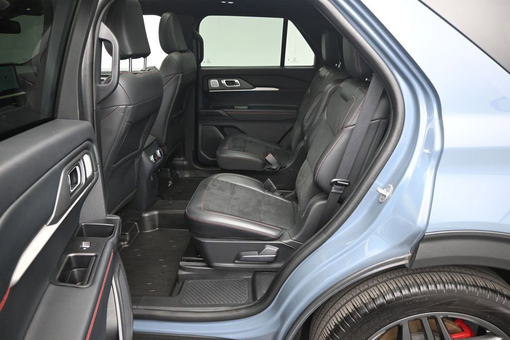 Certified 2025 Ford Explorer ST w/ Sun And Sound Package AWD/4WD image 21