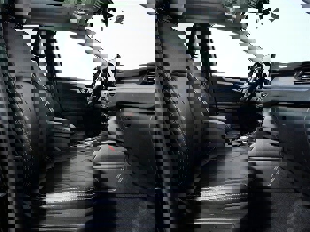 Certified 2025 Ford Escape Platinum w/ Premium Technology Package image 11