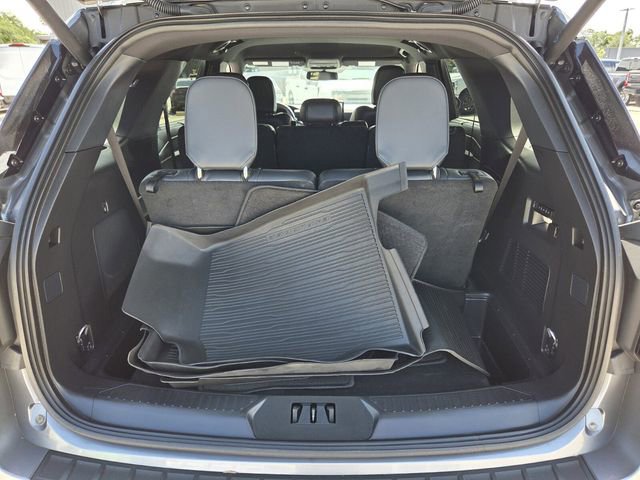 Certified 2025 Ford Explorer ST-Line w/ Premium Package RWD image 17