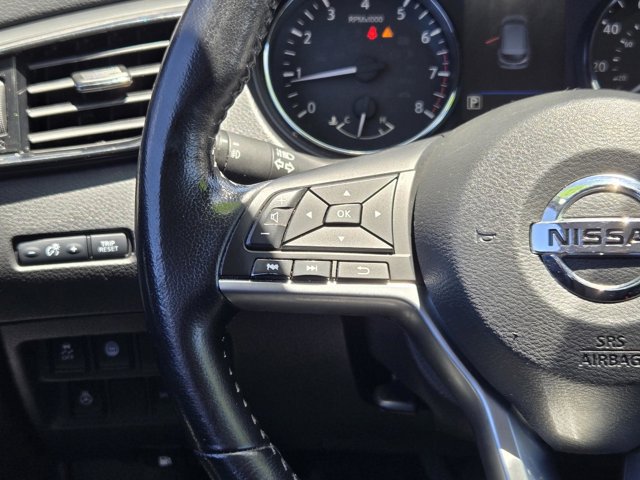 Used 2022 Nissan Rogue Sport SV FWD image 14