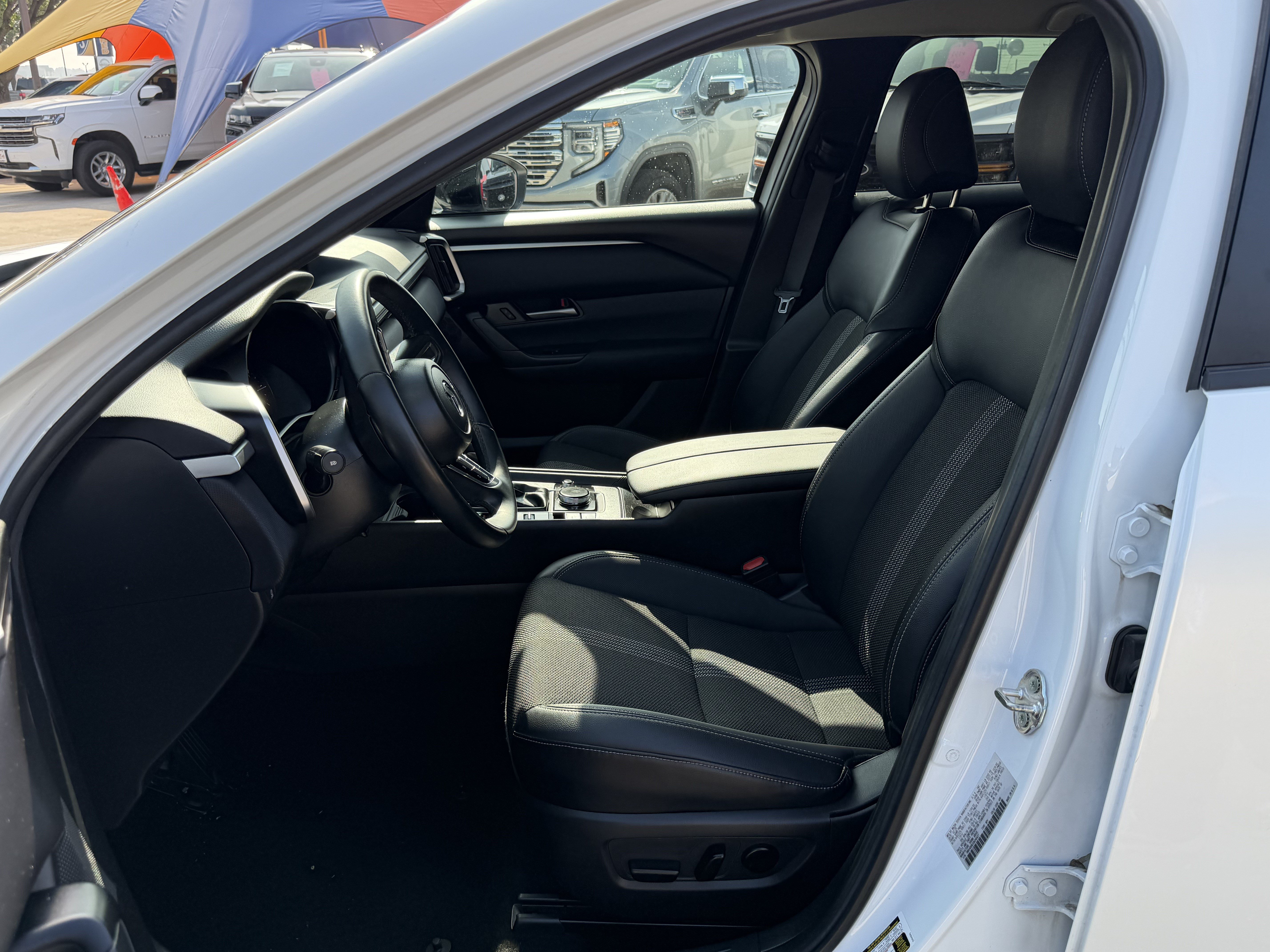Used 2025 MAZDA CX-50 AWD 2.5 S w/ Preferred Package image 16