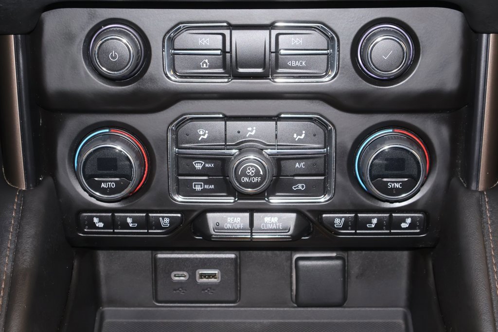 Used 2023 Chevrolet Tahoe High Country image 39