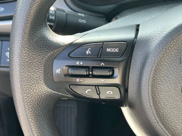Used 2021 Kia Rio LX FWD image 17