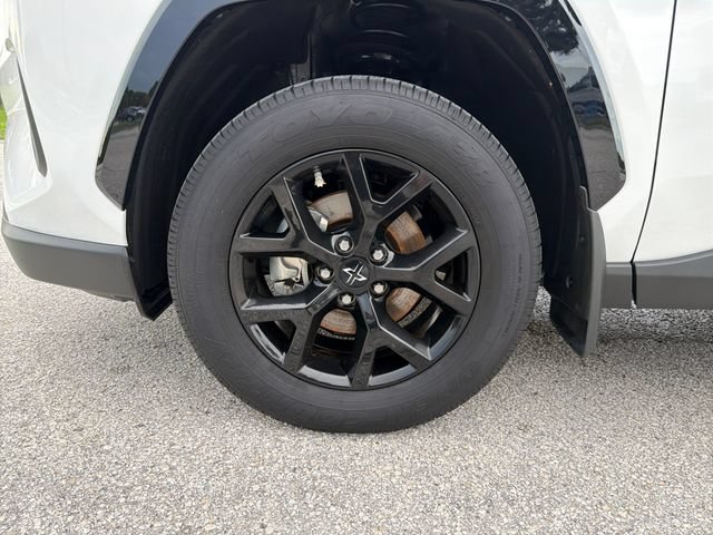 Used 2025 Toyota RAV4 LE FWD image 21
