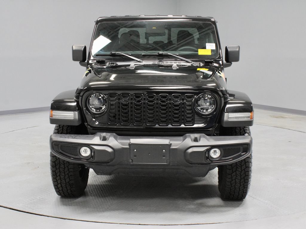 Used 2024 Jeep Gladiator Sport AWD/4WD image 6