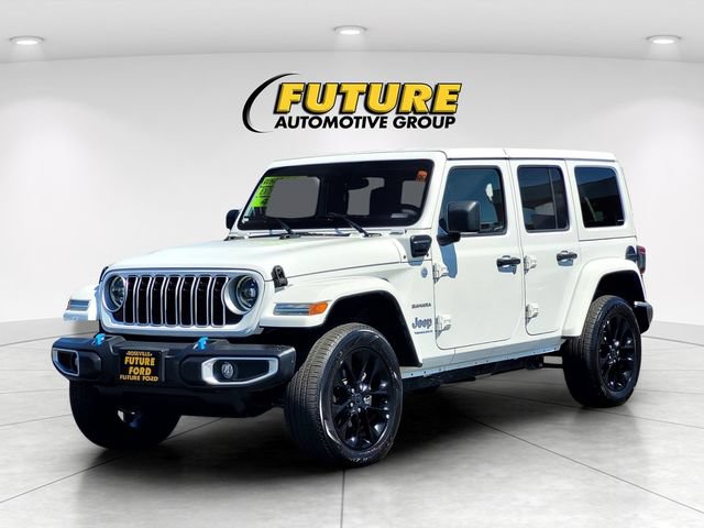 Used 2024 Jeep Wrangler Unlimited Sahara AWD/4WD image 8