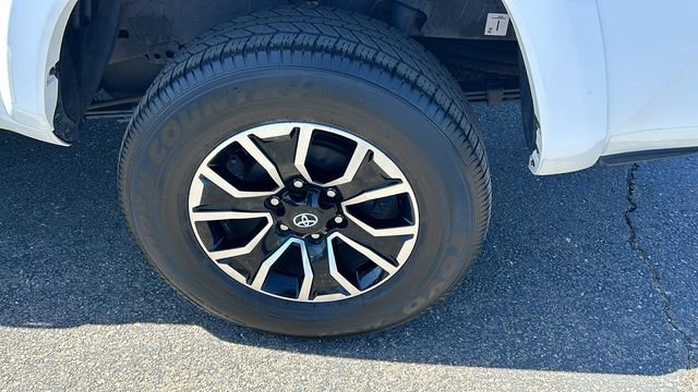 Used 2023 Toyota Tacoma TRD Sport w/ Advanced Technology Package AWD/4WD image 6