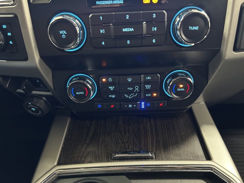 Certified 2021 Ford F250 Lariat AWD/4WD image 24