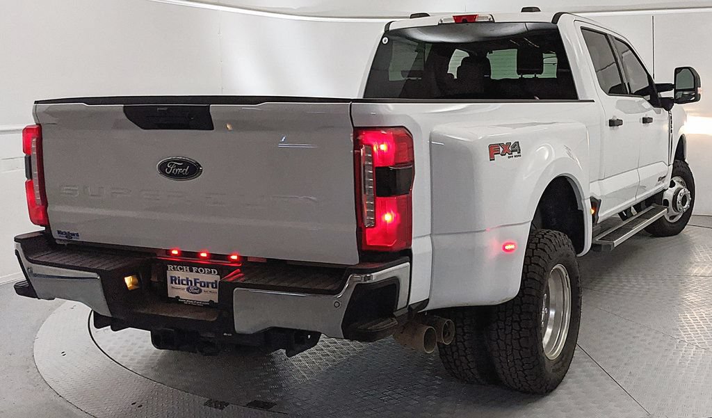 Certified 2024 Ford F350 XLT w/ 360-Degree Camera Package AWD/4WD image 3
