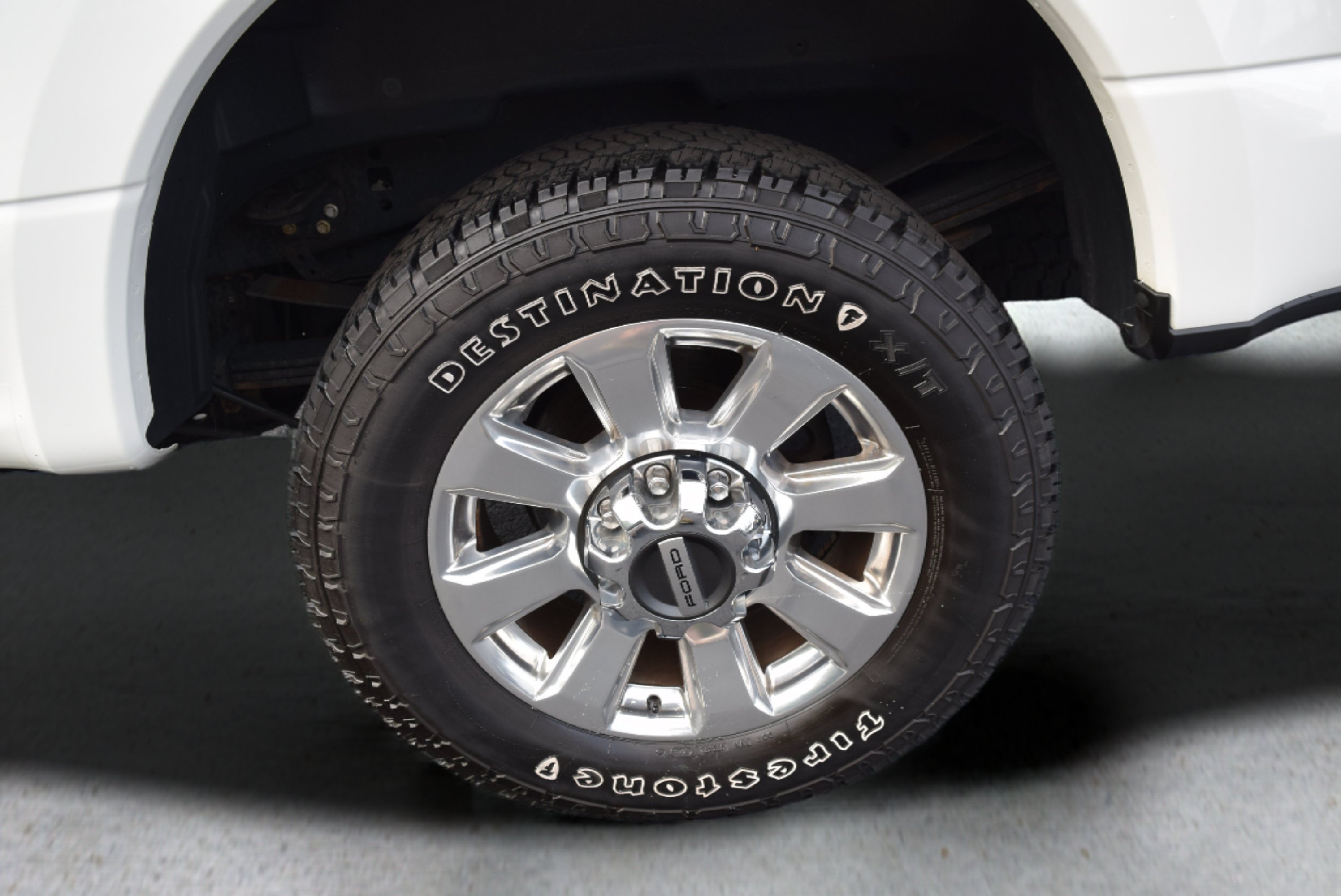 Certified 2022 Ford F350 Platinum w/ FX4 Off-Road Package AWD/4WD image 6