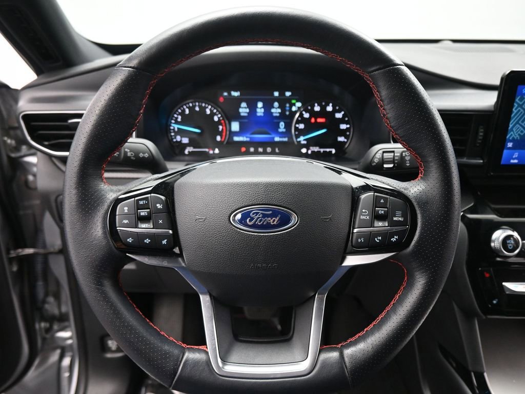 Certified 2023 Ford Explorer ST-Line w/ Class IV Trailer Tow Package image 40