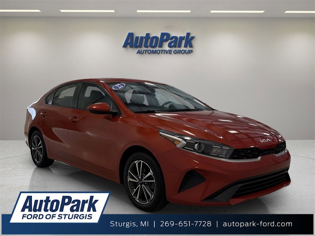 Used 2022 Kia Forte LXS image 7