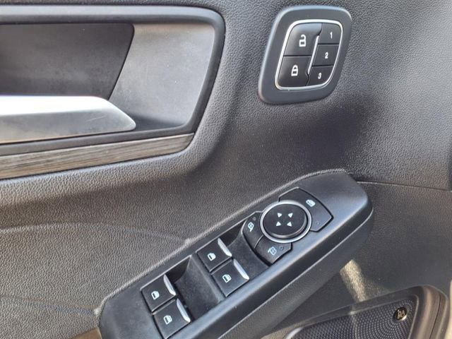 Certified 2023 Ford Escape SE w/ PHEV Premium Package image 10