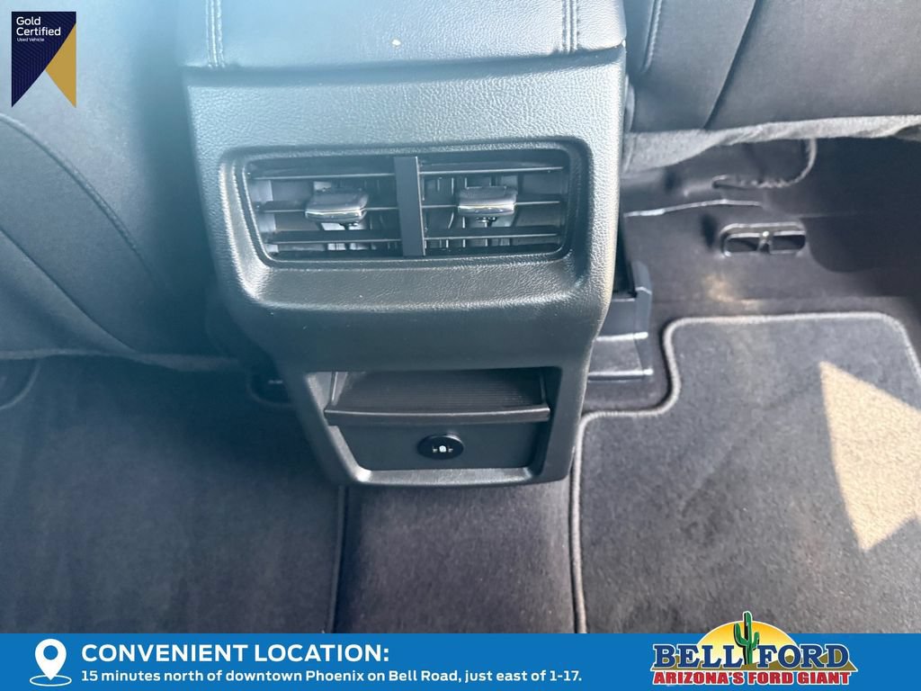 Certified 2024 Ford Edge SE w/ Black Appearance Package AWD/4WD image 12