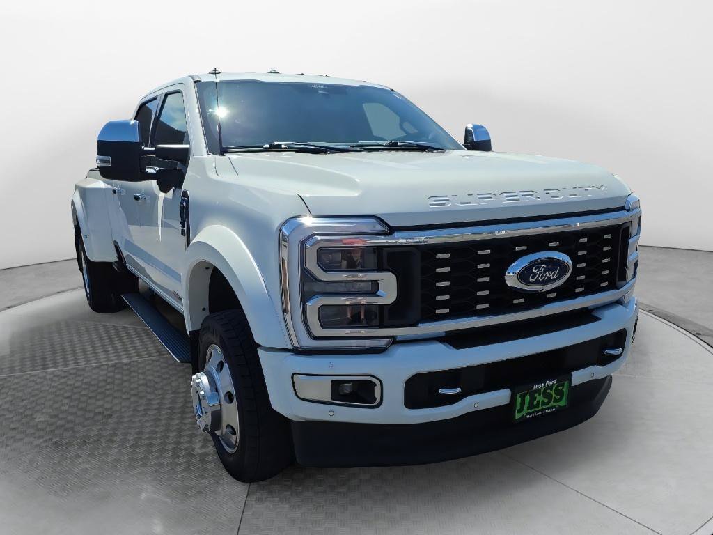 Certified 2024 Ford F450 Platinum w/ FX4 Off-Road Package AWD/4WD image 4