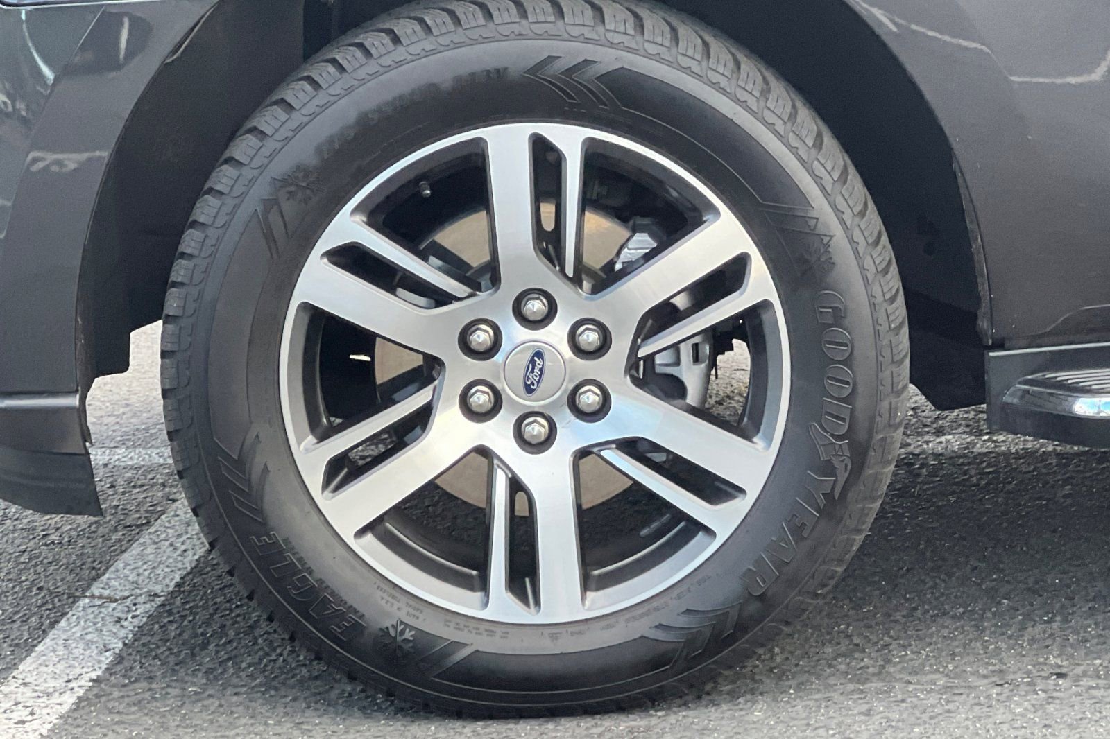 Certified 2023 Ford Expedition Max XLT image 26